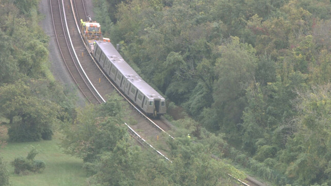 A look at the Blue Line train that derailed in Arlington, Va. on{&nbsp;}Oct. 12, 2021. (7News)