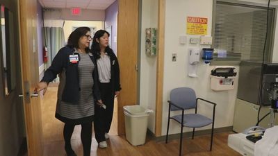 Image for story: 'Job For A Day' program gives Loudoun Co. high schoolers a look at healthcare jobs