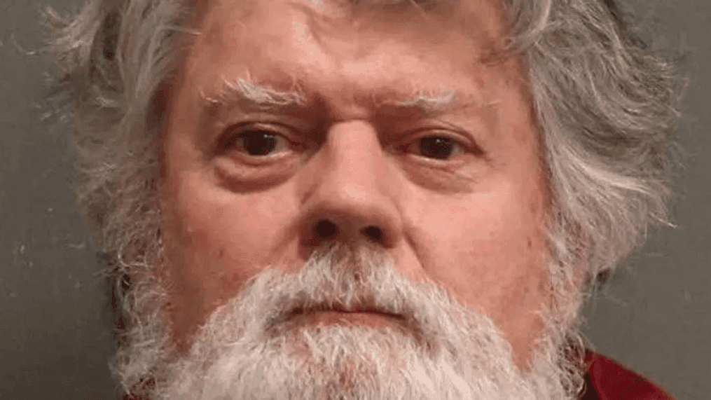 Tennessee man kills wife on New Year's Day with hammer, buries her body, police say (MNPD)
